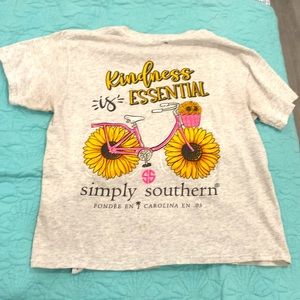 Short sleeve T shirt , simply Southern collection